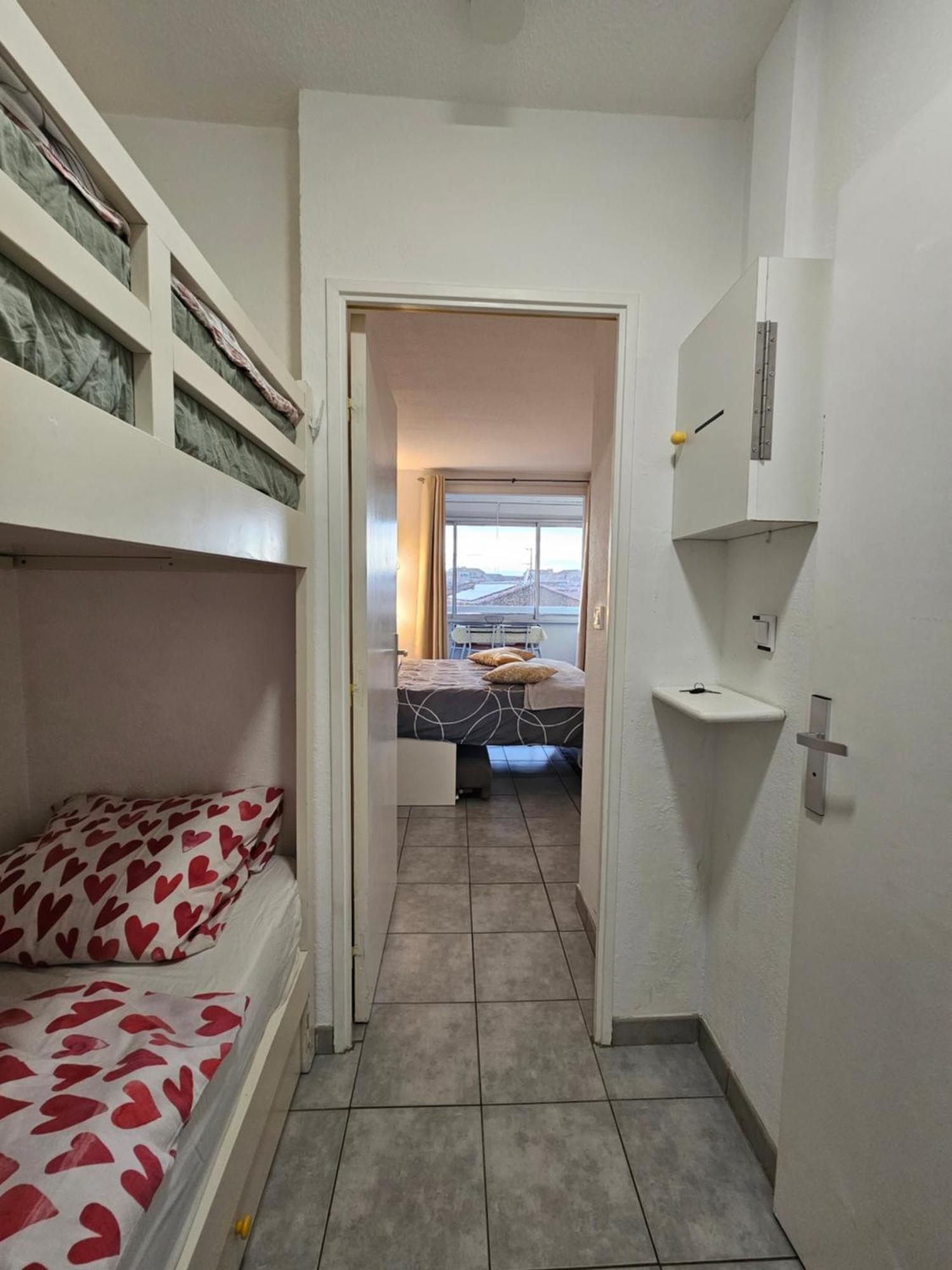 Studio Sanary-Sur-Mer Proche Gare Extérieur photo